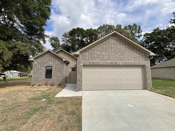 235 Kayla Lane, Lonoke, AR 72086