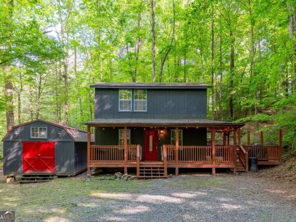 257 Pen Drive, Ellijay, GA 30540