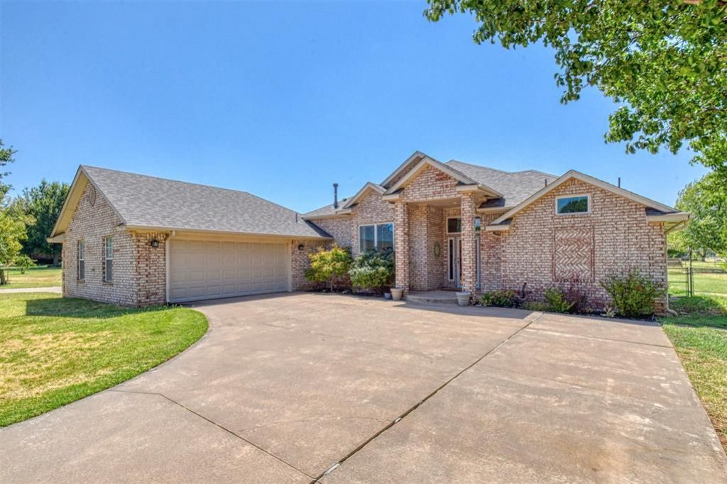 10421 Katy Line Drive, Yukon, OK 73099 Main Photo