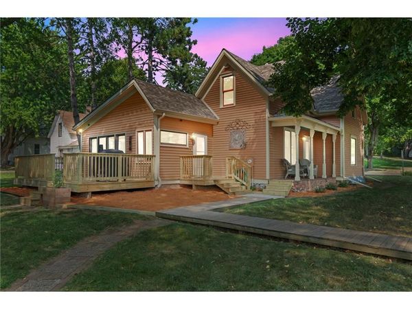 1221 10th Street, Menomonie, WI 54751