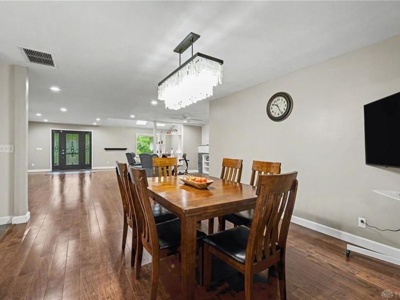 101 Thruston Boulevard, Oakwood, OH 45409 Photo 5