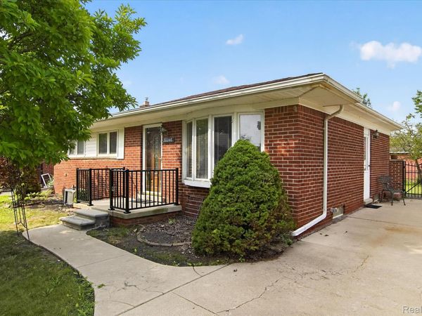 30046 Lisch Street, Rockwood, Mi 48173