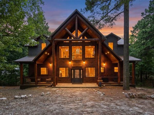 1405 Pine Hill Road, Broken Bow, OK 74728