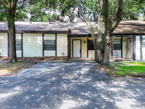 10306 COUNCILS WAY , TEMPLE TERRACE, FL 33617
