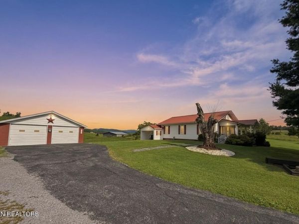 1227 Ridgeview Rd, Jonesville, VA 24263