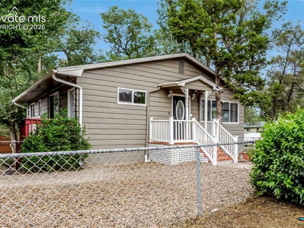 530 N 17th Street, Colorado Springs, CO 80904