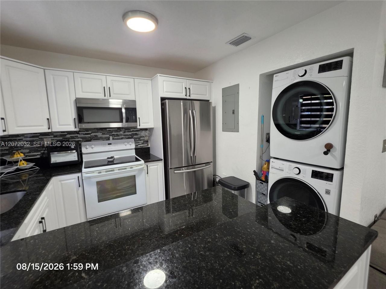 11424 NW 94th Pl , Unit 7, Hialeah Gardens, FL 33018 Photo