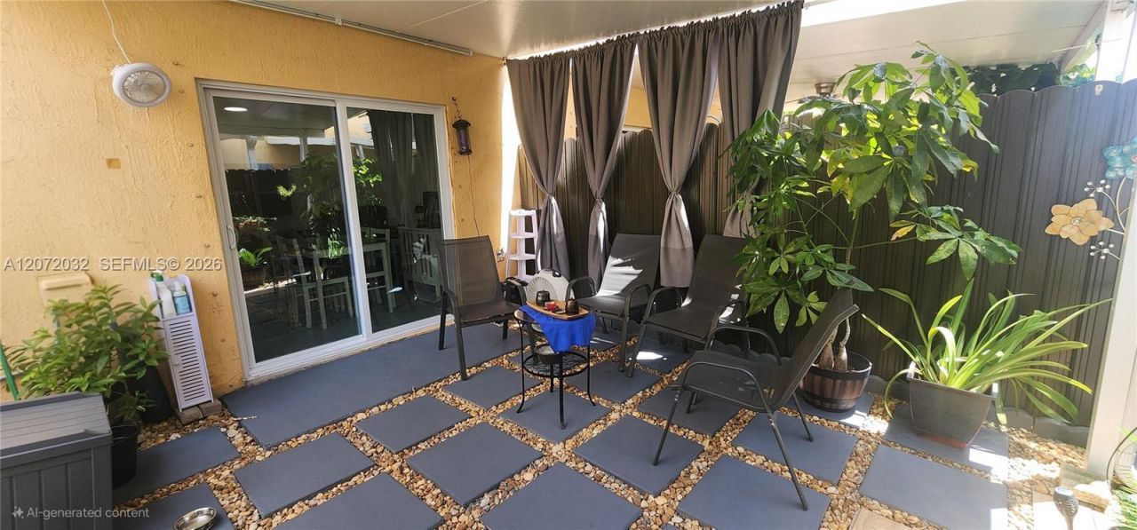 11424 NW 94th Pl , Unit 7, Hialeah Gardens, FL 33018 Photo