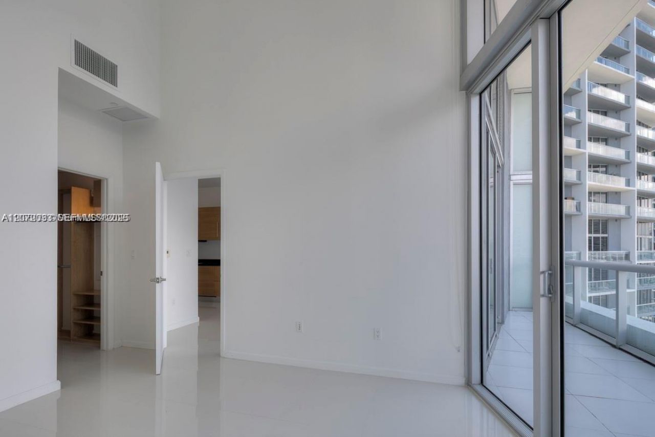 465 Brickell Ave , Unit 4104, Miami, FL 33131 Photo