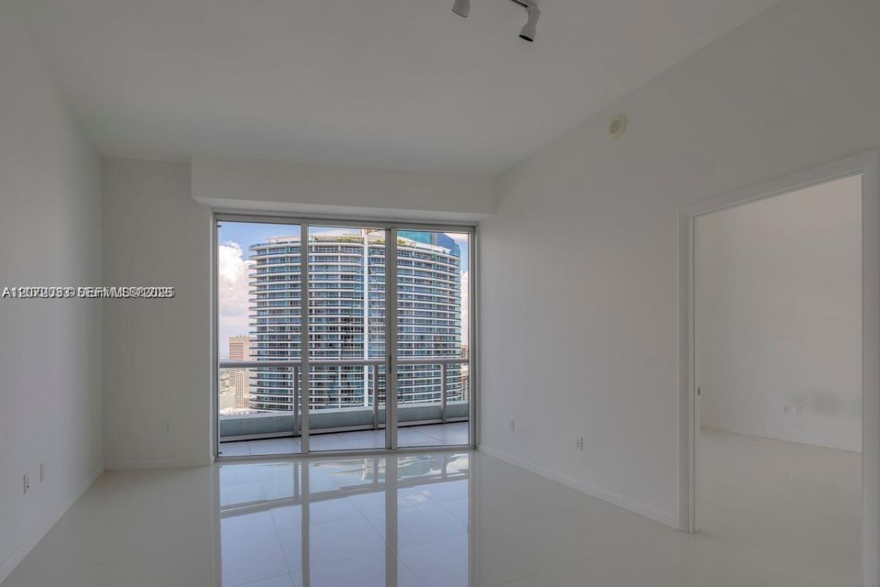 465 Brickell Ave , Unit 4104, Miami, FL 33131 Photo