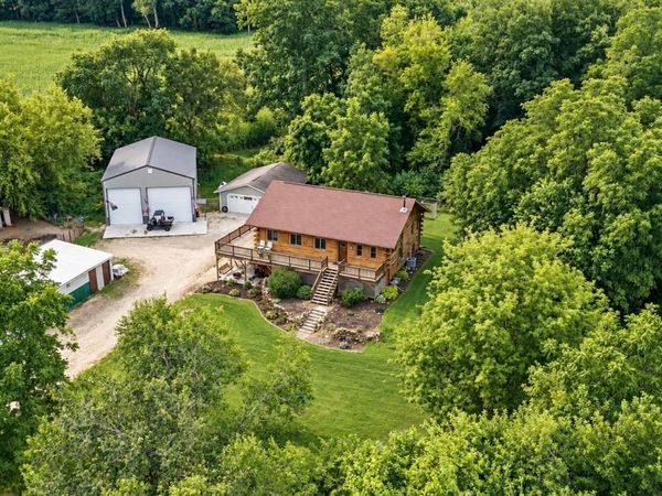 N9805 County Road AA, Portage, WI 53901