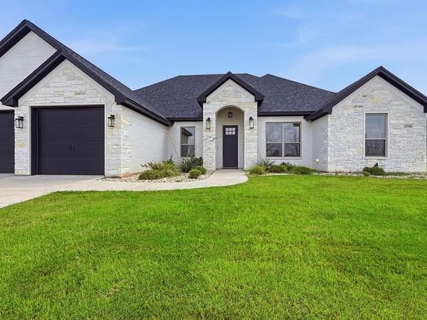 3709 Tremont Lane, Granbury, TX 76049