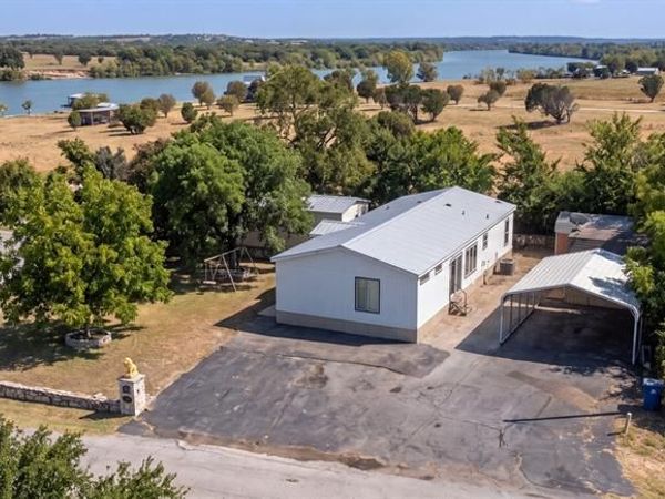 2453 S Valley Ridge Drive, Granbury, TX 76048