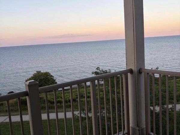 4110 S Lake DRIVE, Unit 347, Saint Francis, WI 53235