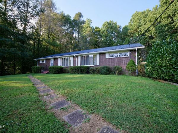 123 Rolling Hills Road, Erwin, TN 37650