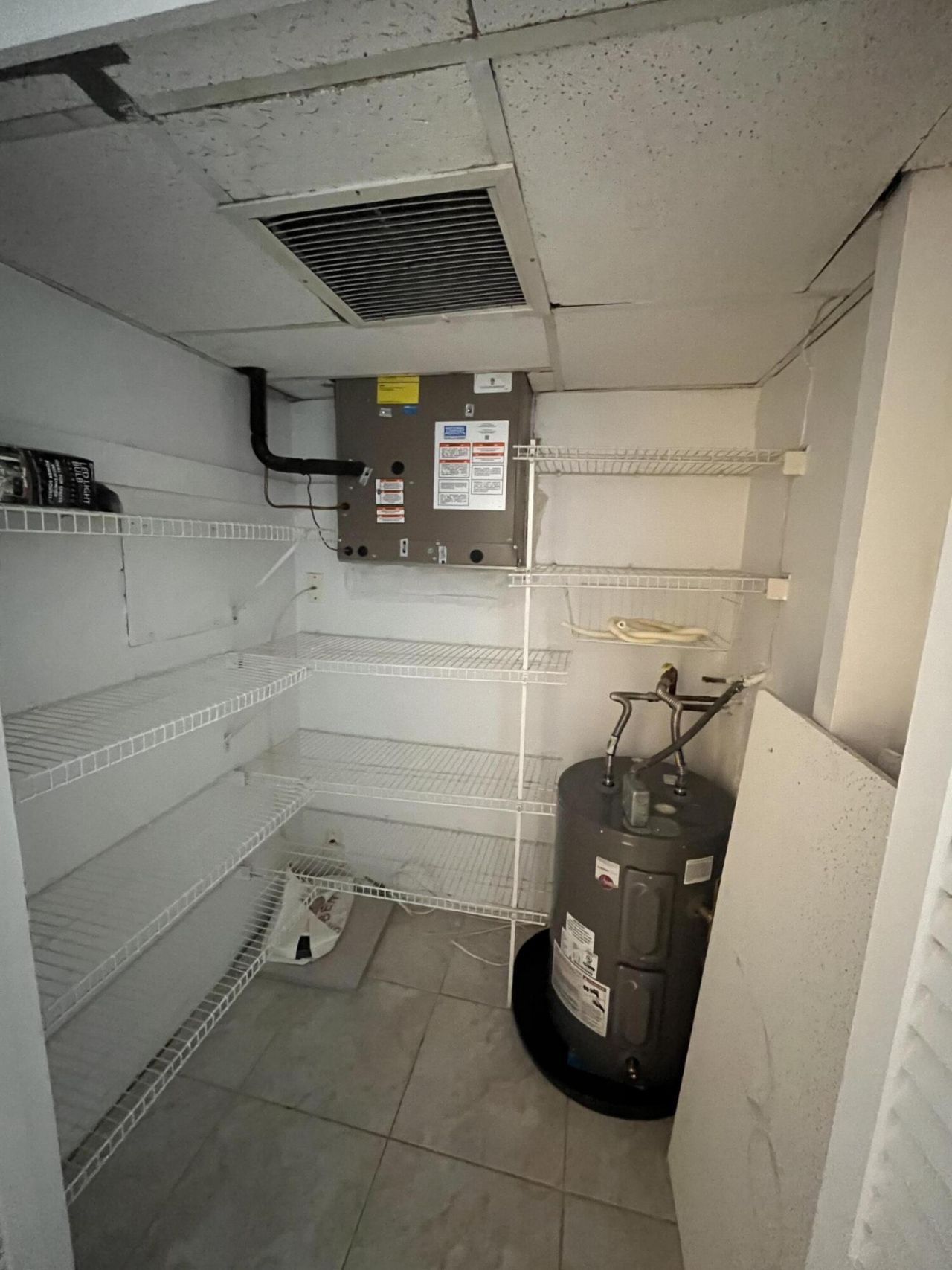 2930 Point East Drive, Unit E203, Aventura, FL 33160 Photo
