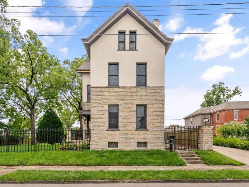 367 E Jenkins Avenue, Columbus, OH 43207 Photo 5