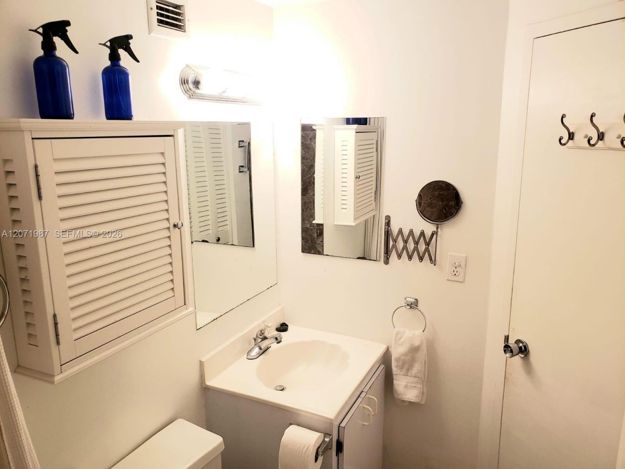 801 Brickell Bay Dr , Unit 1767, Miami, FL 33131 Photo