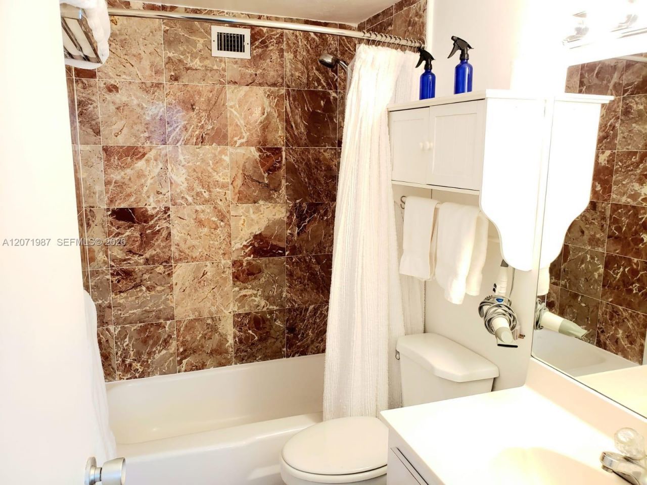 801 Brickell Bay Dr , Unit 1767, Miami, FL 33131 Photo