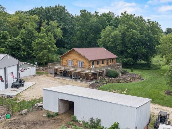 N9805 County Road AA, Portage, WI 53901
