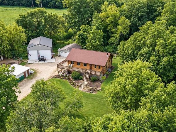 N9805 County Road AA, Portage, WI 53901