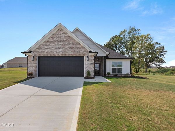 84 Easington Cove, Jackson, TN 38305