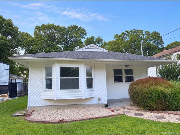 143 E. Parkview Drive , Shirley, NY 11967