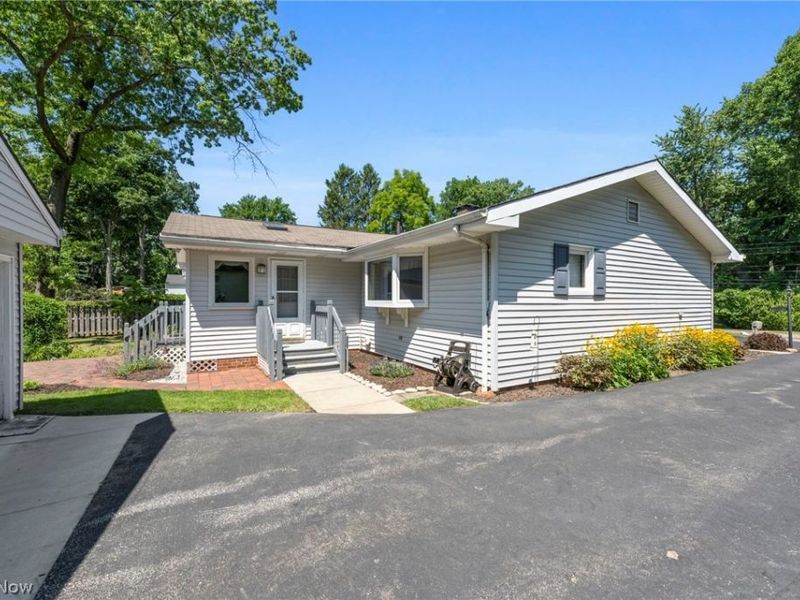 146 Lowrie Boulevard, Northfield, OH 44067 Photo 4