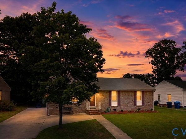 912 Williamsburg Road, Colonial Heights, VA 23834