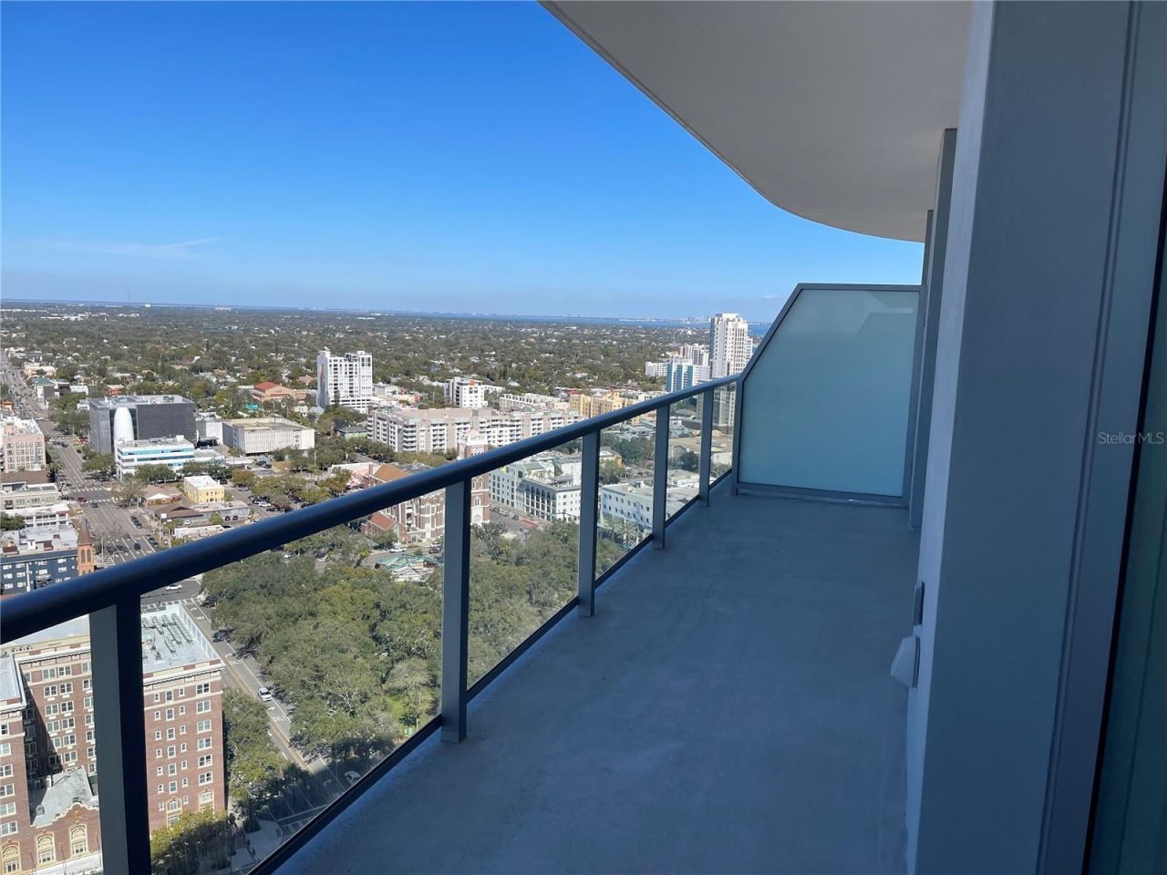400 Central Avenue , Unit 2708, Saint Petersburg, FL 33701 Photo