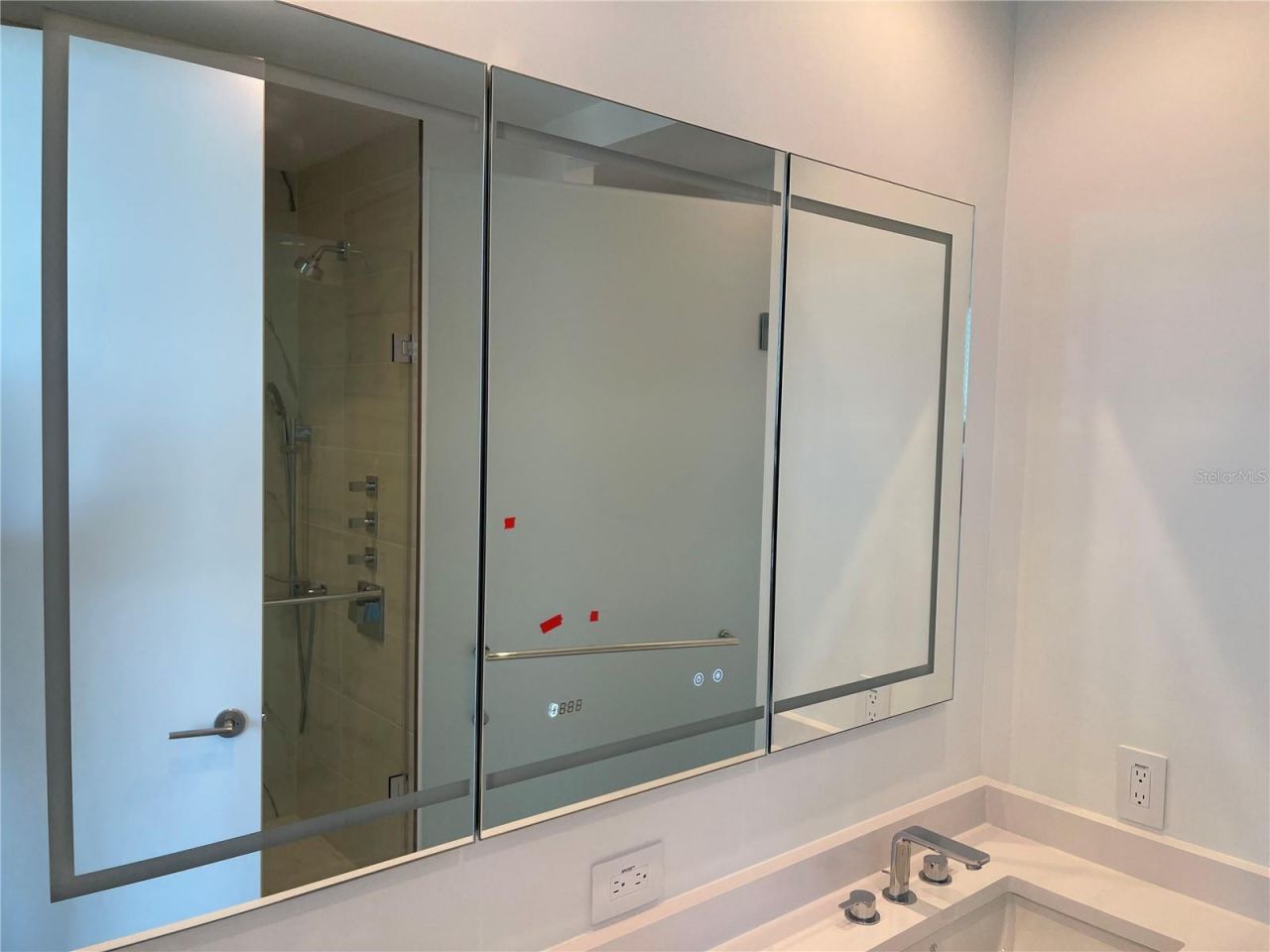 400 Central Avenue , Unit 2708, Saint Petersburg, FL 33701 Photo