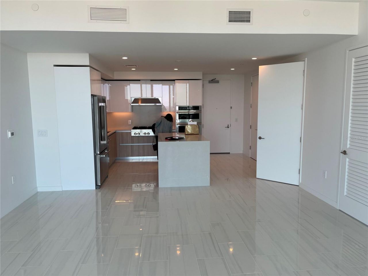 400 Central Avenue , Unit 2708, Saint Petersburg, FL 33701 Photo