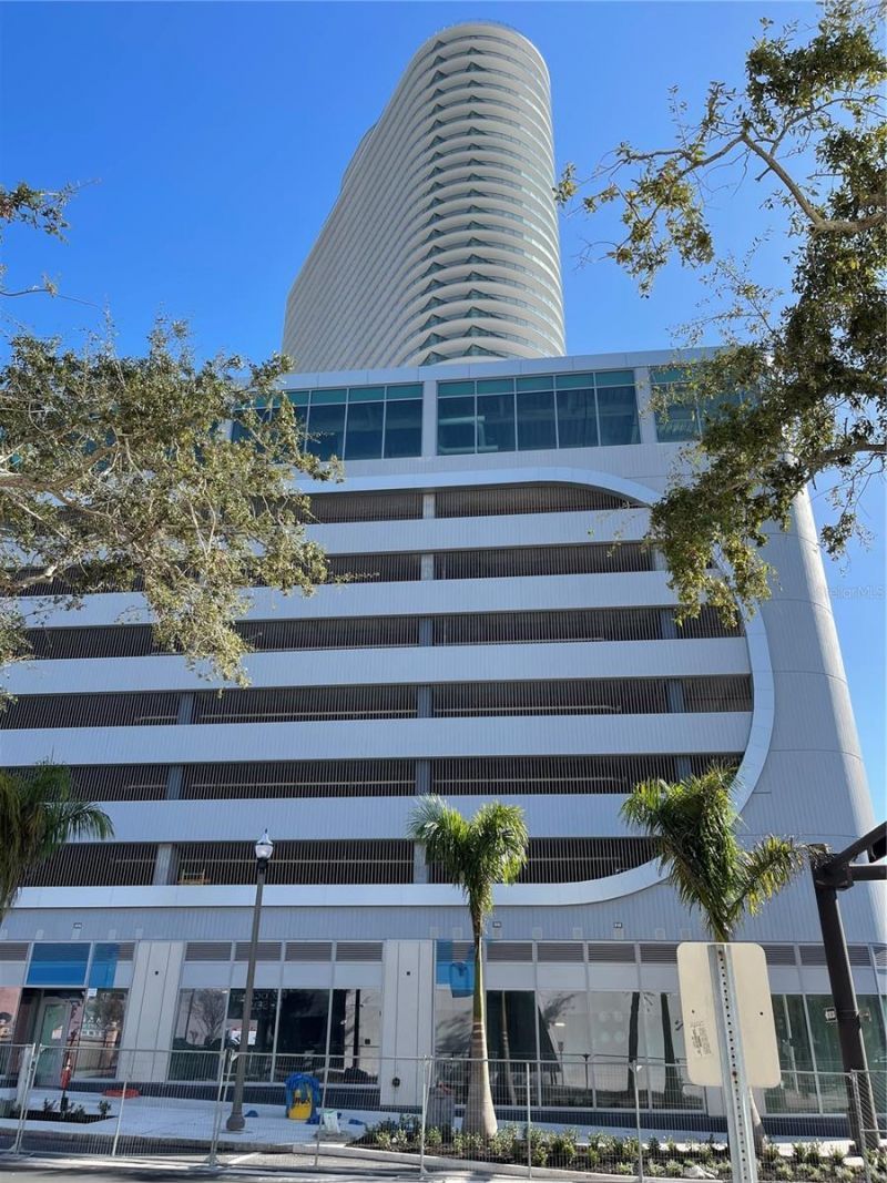 400 Central Avenue , Unit 2708, Saint Petersburg, FL 33701 Photo