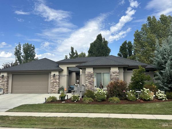 1862 W Pachino St, Meridian, ID 83646