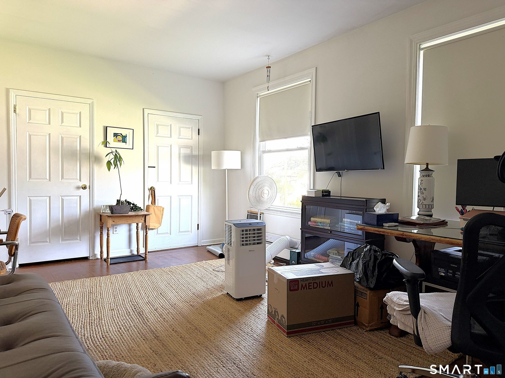 1273 Hope, Unit 1, Stamford, CT 06907 Main Photo