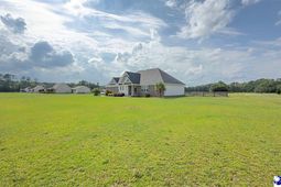 1119 Mclaughlin Rd photo 4