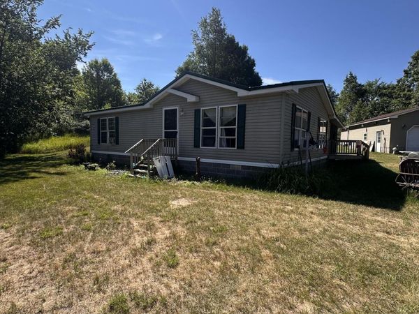 1887 E Fish Road, Shelby, MI 49455