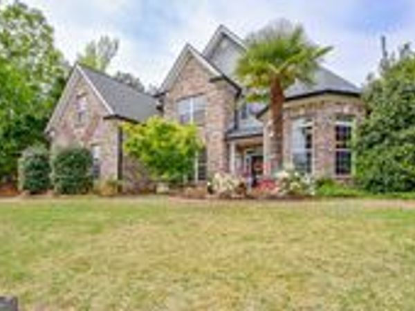 374 Persimmon Drive, Sharpsburg, GA 30277