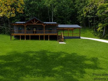 7070 Red Lick Road, Irvine, KY 40336