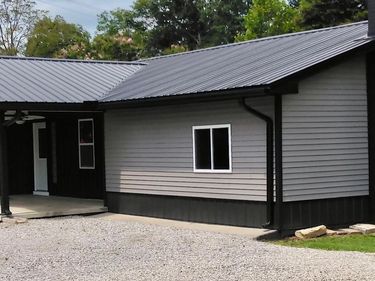 435 McGuire Avenue, Beattyville, KY 41311