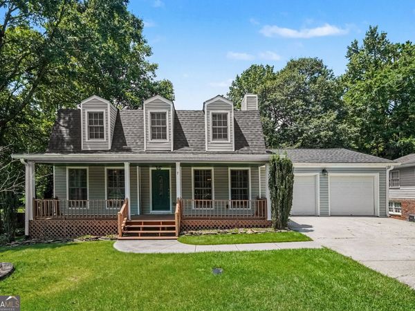 580 Westchester Circle SW, Marietta, GA 30064