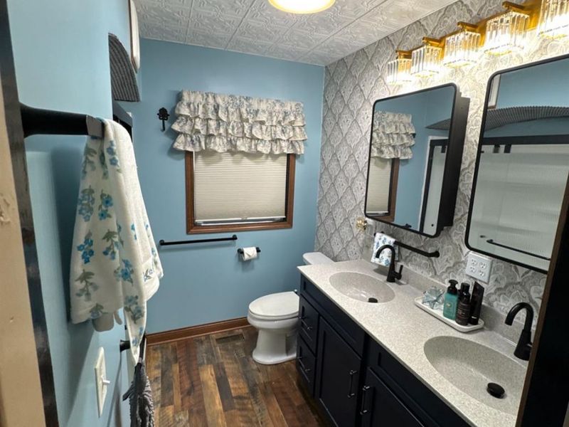805 Maplewood, Willard, OH 44890 Photo 13