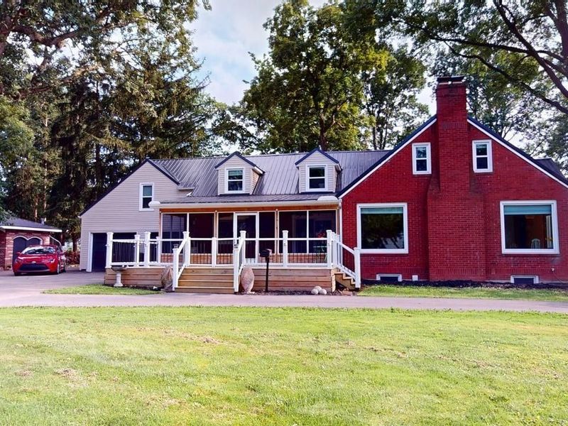 805 Maplewood, Willard, OH 44890 Photo 2