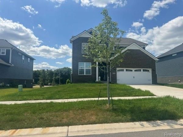 2882 Trillium Hills Drive , Commerce Township, Mi 48382