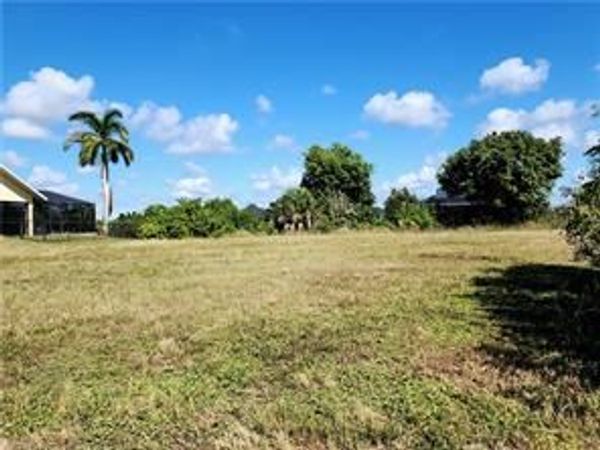 617 NW 14th ST , CAPE CORAL, FL 33993