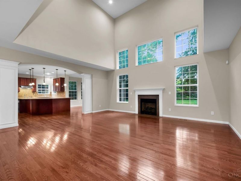 3346 Babson Court, Franklin, OH 45005 Photo 2