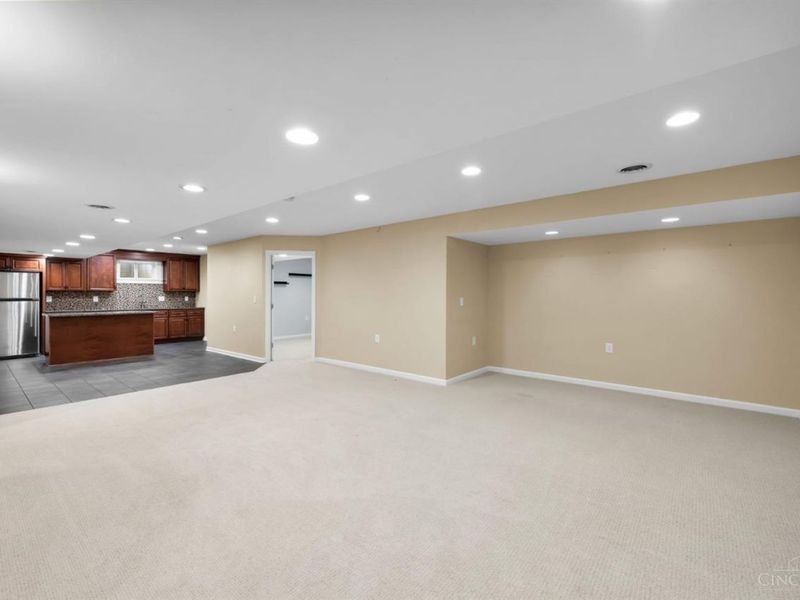 3346 Babson Court, Franklin, OH 45005 Photo 7