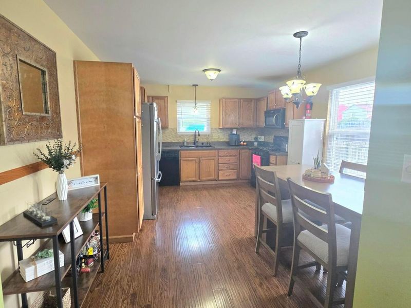 5323 Cherry Bud Court , Columbus, OH 43228 Photo 3