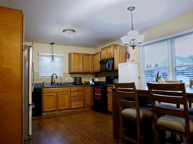 5323 Cherry Bud Court , Columbus, OH 43228 Photo 5