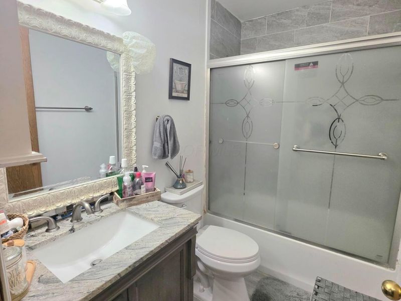 5323 Cherry Bud Court , Columbus, OH 43228 Photo 8